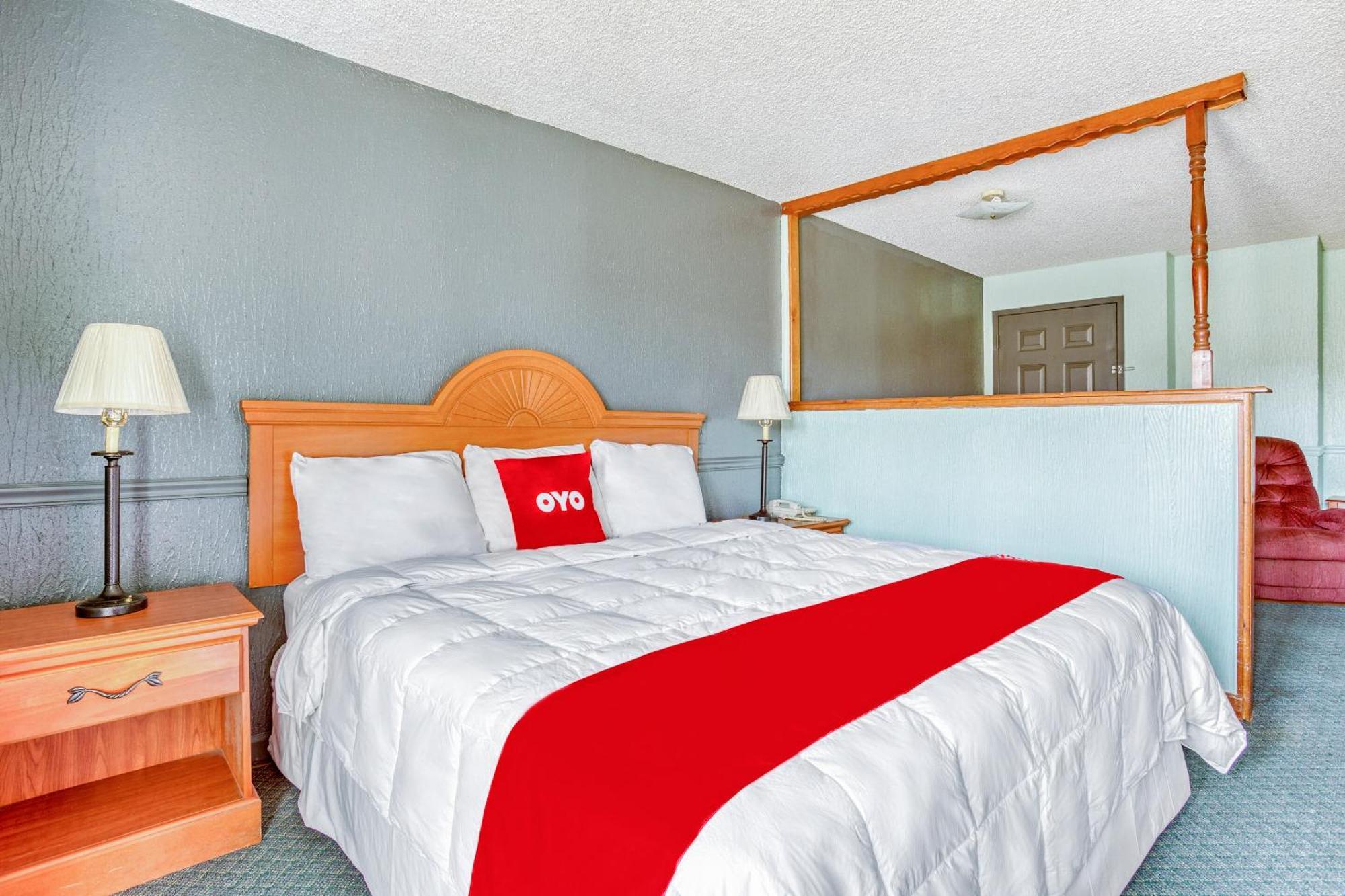 Oyo Townhouse Tulsa Woodland Hills Hotell Eksteriør bilde