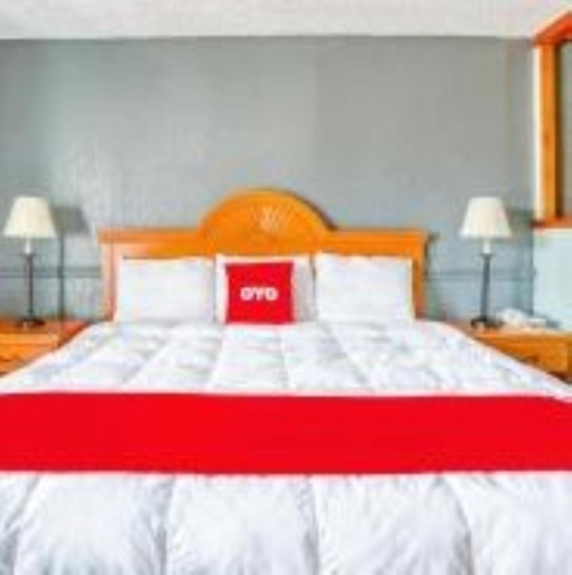 Oyo Townhouse Tulsa Woodland Hills Hotell Eksteriør bilde