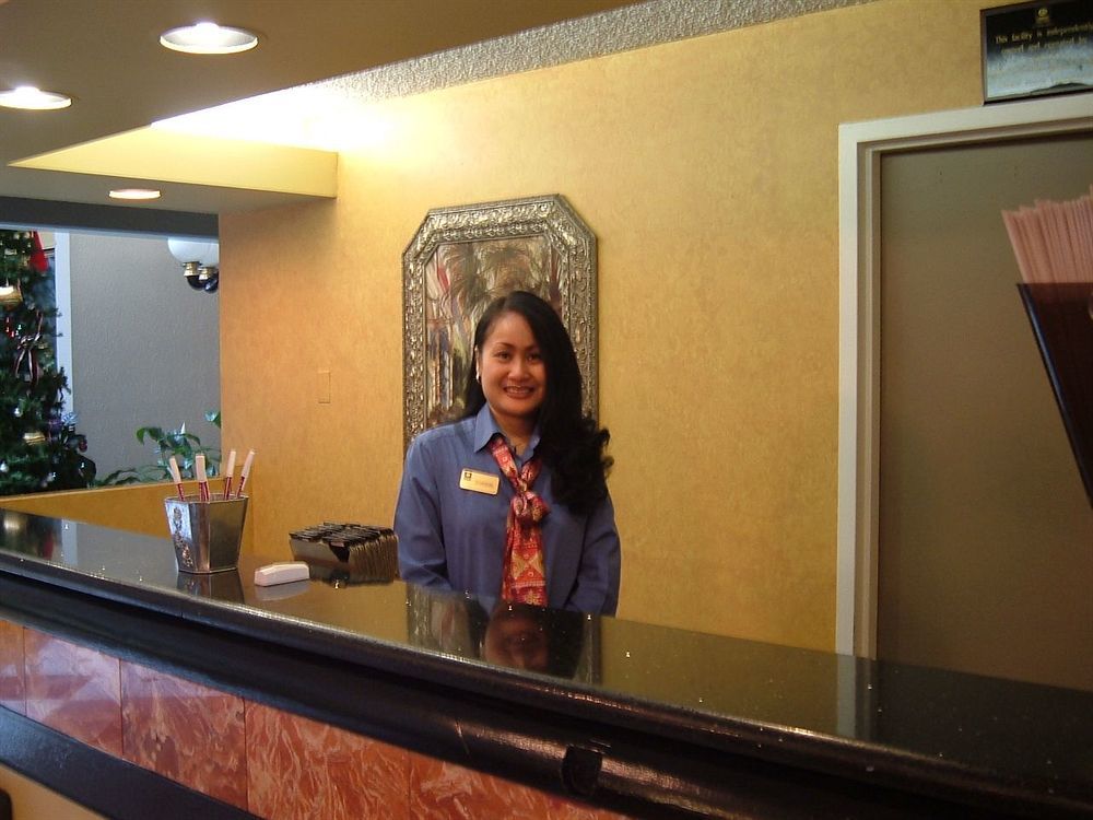 Oyo Townhouse Tulsa Woodland Hills Hotell Eksteriør bilde